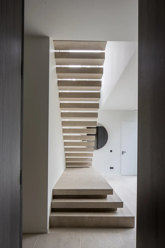 San Pietra di Silencio, Treppe